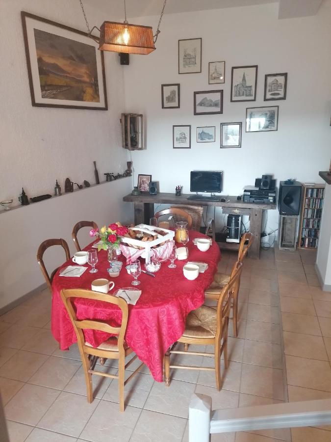 La Verte Vallee Martigny-Courpierre Luaran gambar